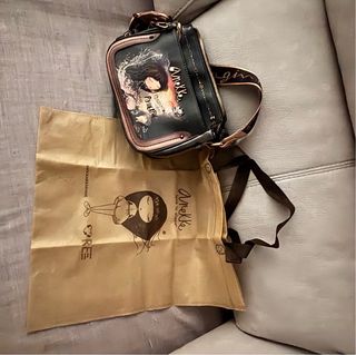 Bolso Anekke Negro y Marrón