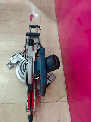 Ingletadora Telescópica Bosch GCM 305-254D