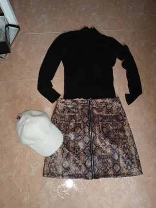 Conjunto Top Negro y Falda Animal Print