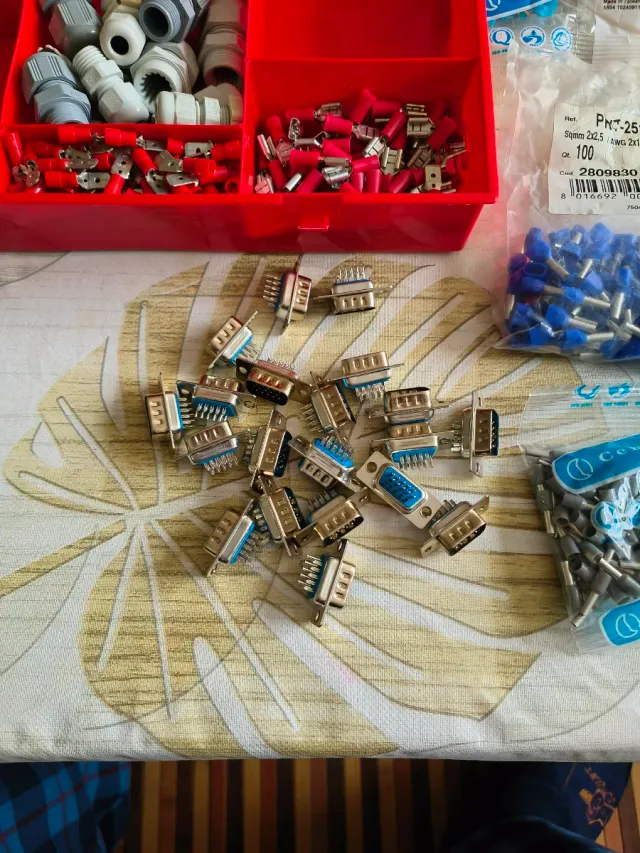 Material eléctrico surtido