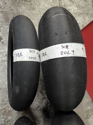 Neumático Pirelli SBK SC1 2025