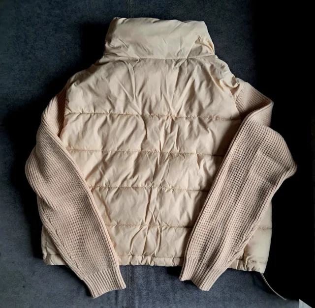 Chaqueta Stradivarius Beige Talla L