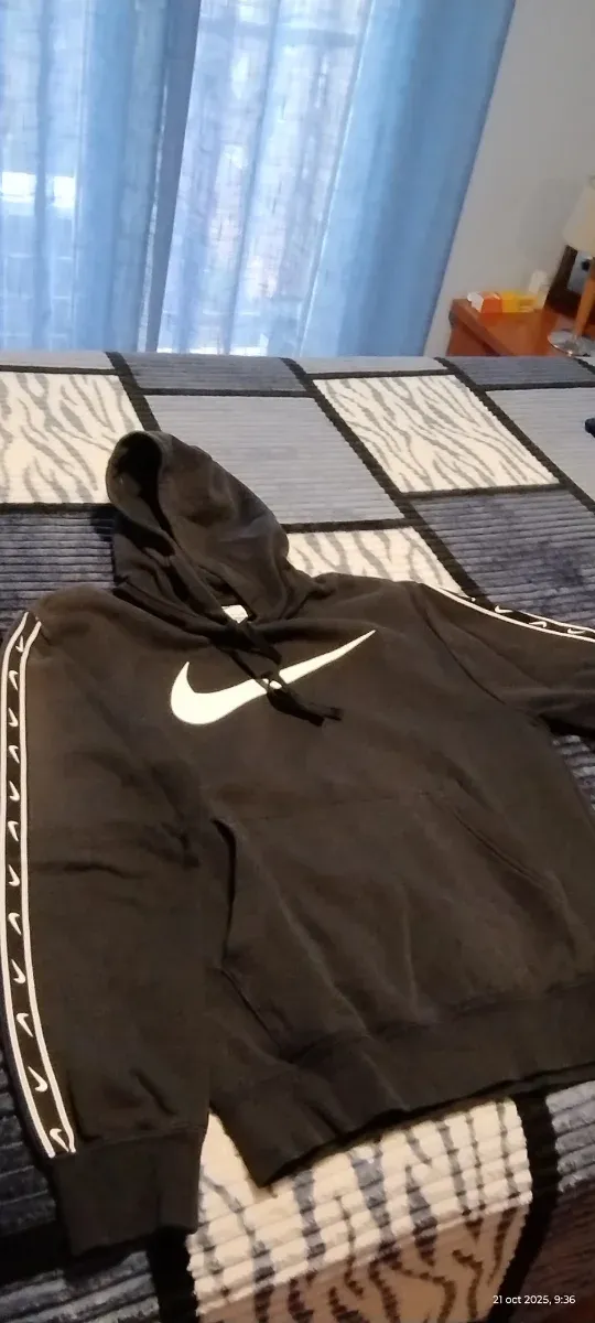 Sudadera Nike chico negra