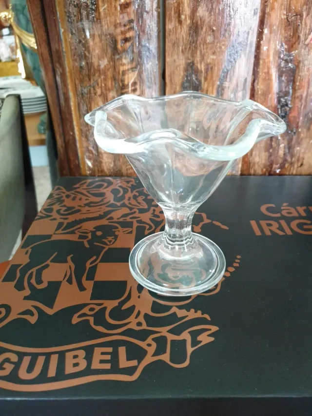 Copas de cristal para postres