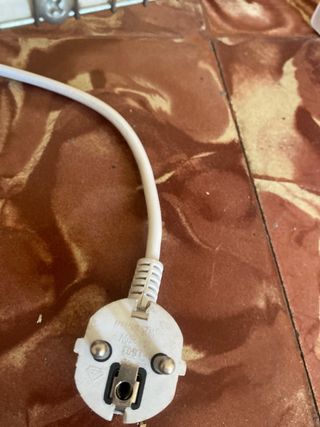 Calefactor eléctrico blanco