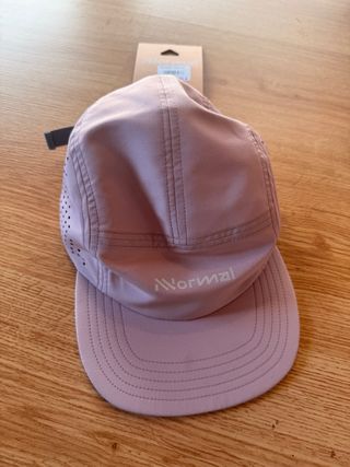 Gorra NNORMAL RACE CAP rosa a estrenar