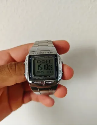 Reloj Casio Data Bank Multi-lingual Plata