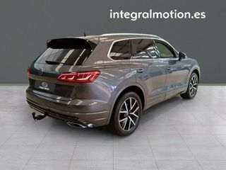 Volkswagen Touareg R-Line 3.0 TDI 170kW (231CV) Tip 4Motion