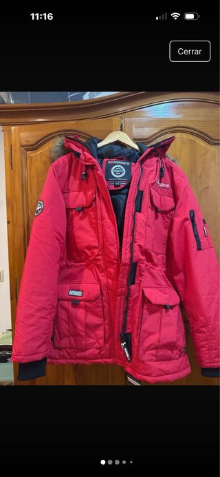 Abrigo Norway Rojo Nuevo