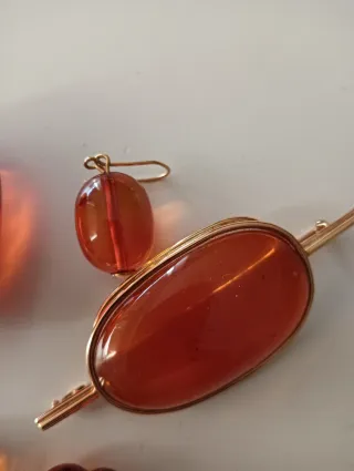 Ámbar natural corazón y otras piezas 
