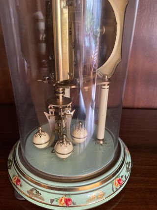 Reloj Kundo Alemán con Campana de Cristal