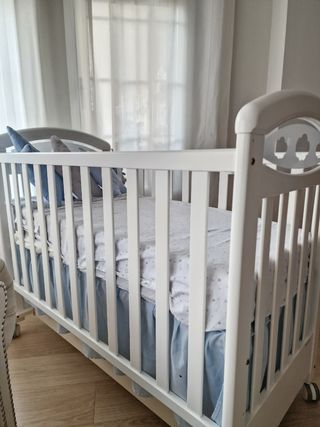 Cuna marca Micuna