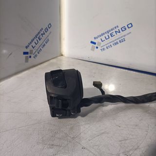 Piña luces lado izquierdo Kymco Xciting 400 2016