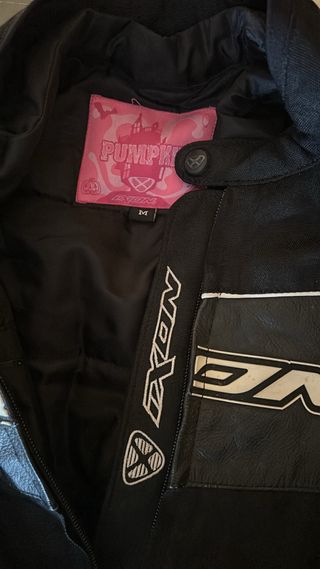 1 pantalón y chaqueta de cordura