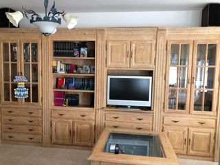 Muebles de salón completo madera rascada.