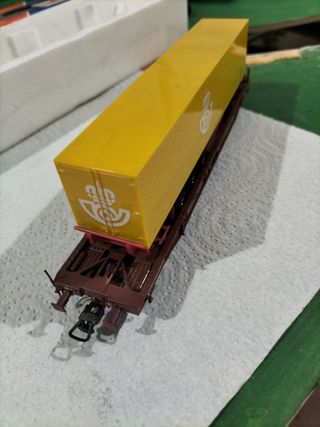 Vagon porta trailers con fuurgon correos en ho