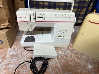 Lotto 2 macchine da cucire Singer
