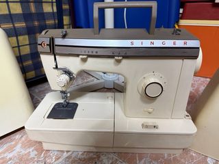 Lotto 2 macchine da cucire Singer