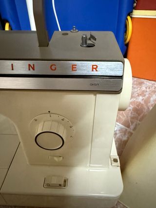 Lotto 2 macchine da cucire Singer