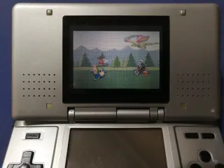 Pokemon Edición Esmeralda Game Boy Advance SP GBA