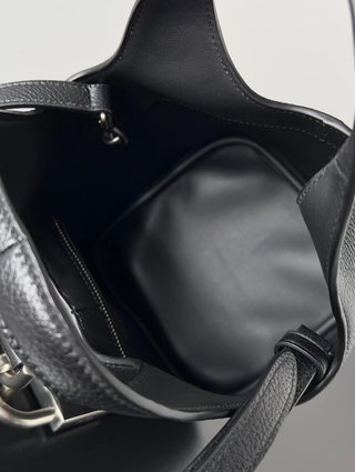 Bolso Balenciaga Crush Lock Piel Negra