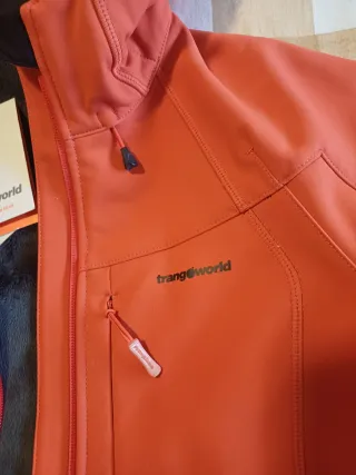 Cazadora Trangoworld Mujer Naranja. Da poca talla.