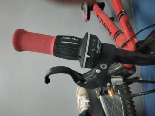 Bicicleta Btwin Roja Infantil