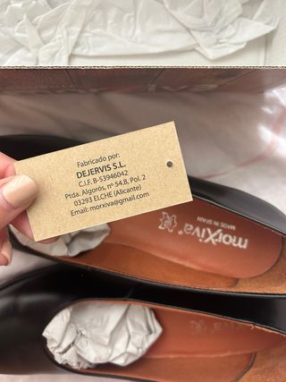 Zapatos de tacón negros hechos en España