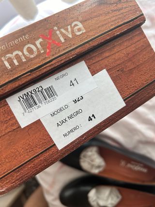 Zapatos de tacón negros hechos en España