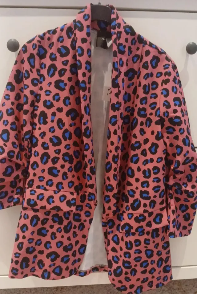 Blazer estampado animal print mujer