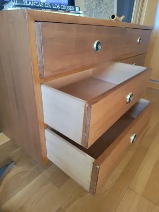 CÓMODA MID CENTURY.