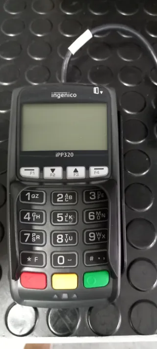 Datáfono Ingenico iPP320 conexión PC/TPV