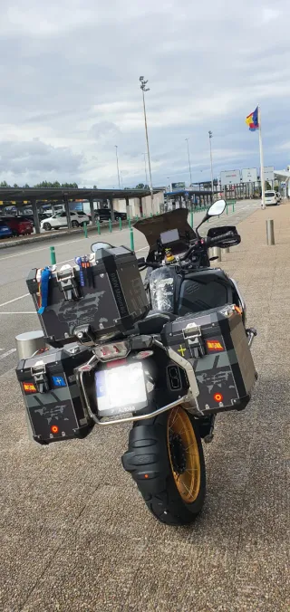 BMW GS 1250 Adventure Triple Black 2023. 8300km.