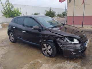Despiece RENAULT MEGANE III BERLINA 5 P Expression