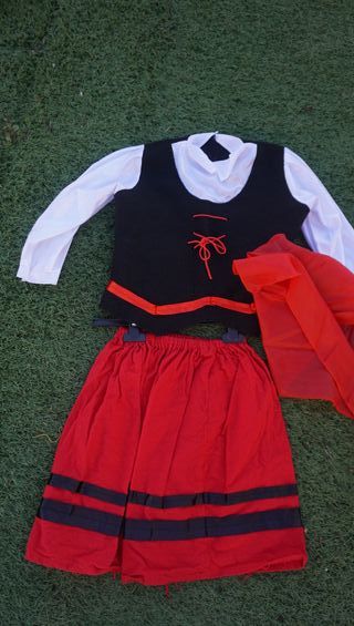 Disfraces niños varios 3-8 años 1 a 12€ ver fotos