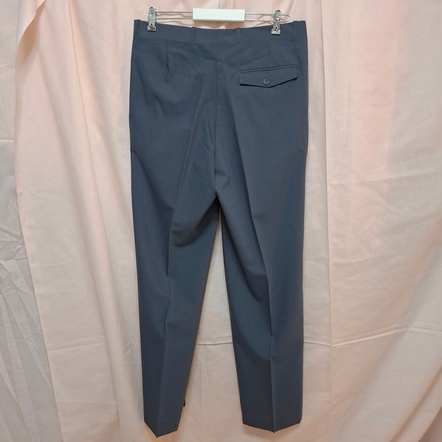 Pantalón de vestir gris caballero