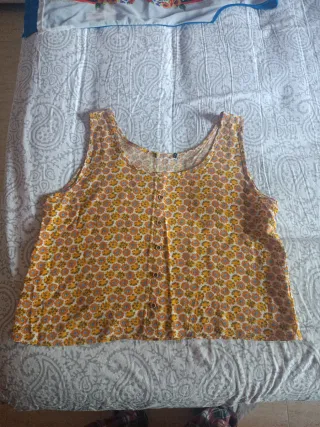 Top tirantes estampado floral