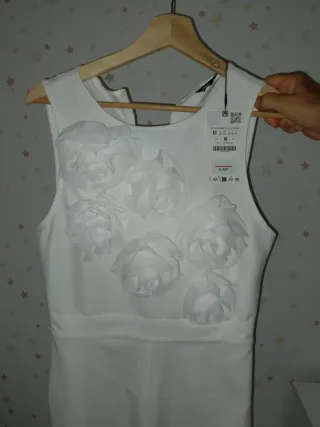 Mono Blanco Zara Flores Talla M