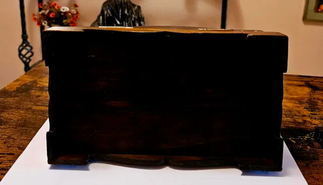 Cajita de madera decorativa