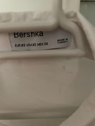 Camisa Bershka blanca manga larga