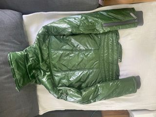 Chaqueta verde brillante