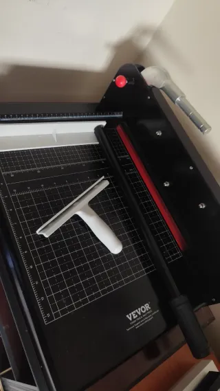 Guillotina  semiprofessional de papel A4 VEVOR