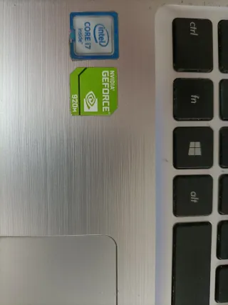 Ordenador portátil Asus F556U