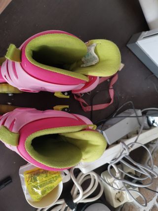 Patines en línea Axelo rosas y verdes