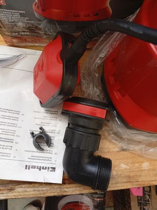 Bomba de agua Einhell GC-DP 7835