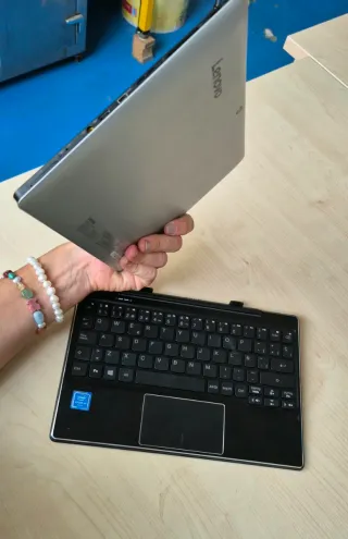 Lenovo Portátil Tablet 2 en 1