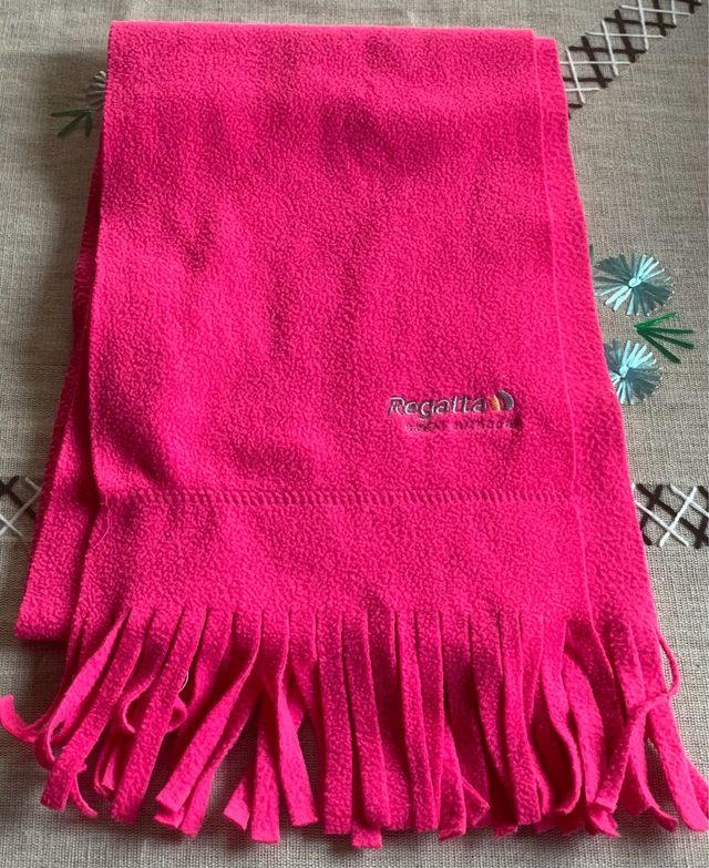 CONJUNTO POLAR BUFANDA Y GUANTES ROSA