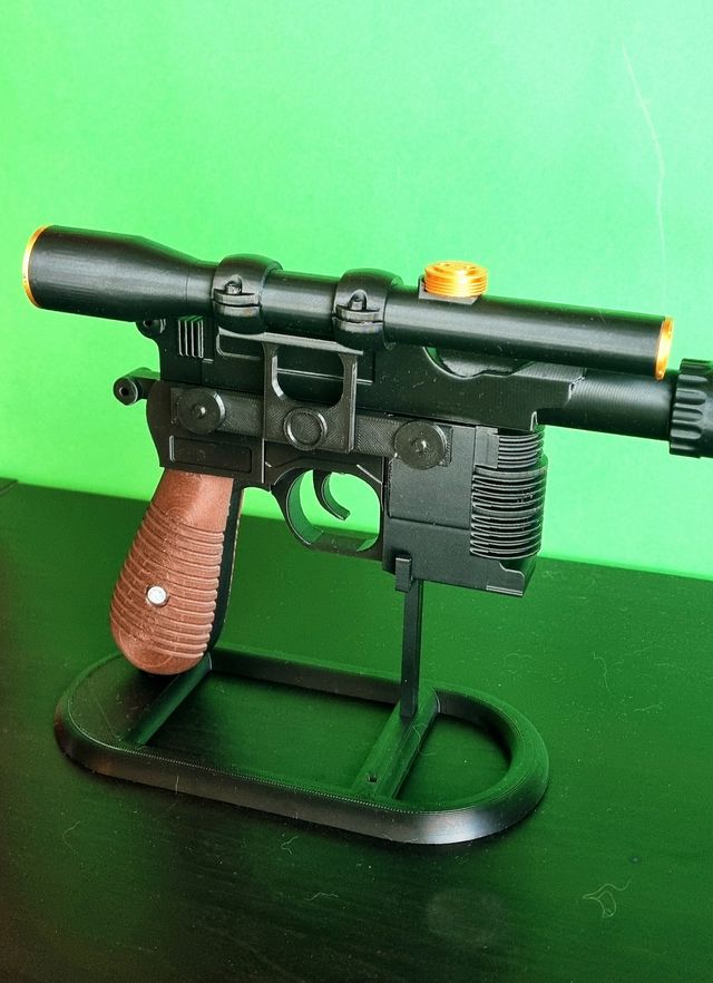 Pistola Blaster Han Solo DL-44 Básico STAR WARS