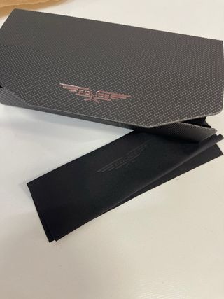 Estuche gafas Police negro