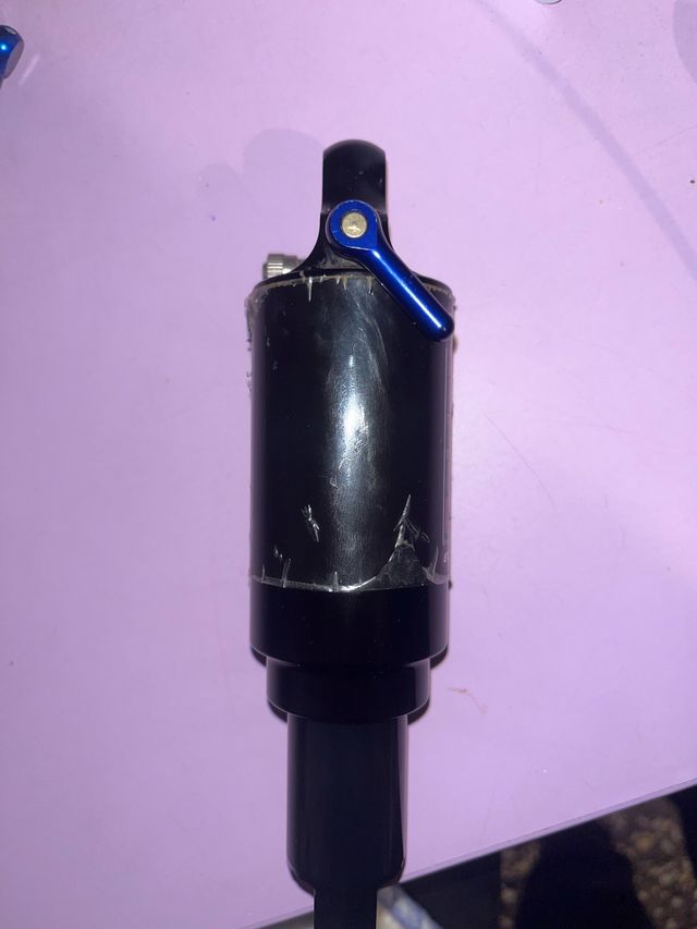 Amortiguador SR Suntour Raidon